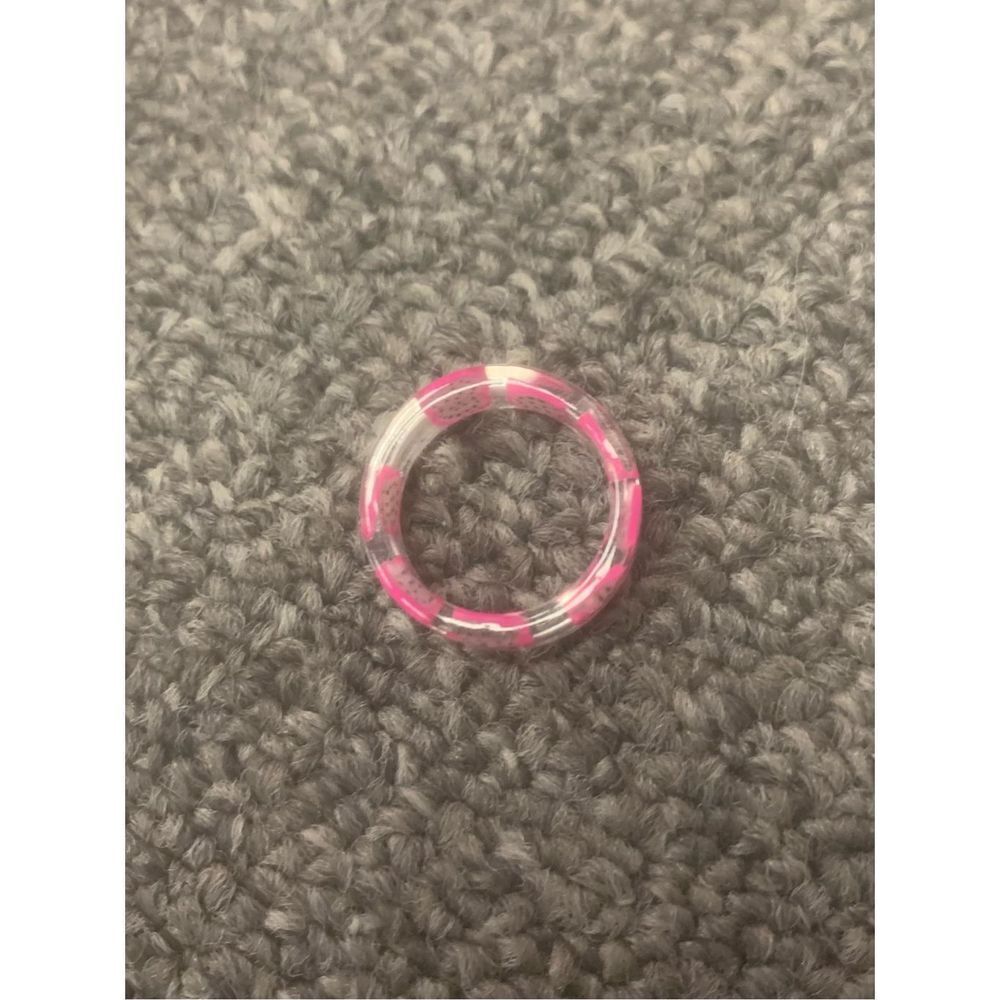 Dragonfruit Patterned Ring - Picture 5 of 5